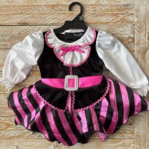 🏴‍☠️Baby Pirate Halloween Costume by Hallow’s Eve🎃 ~6–9 Months